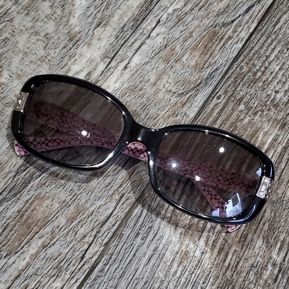 SOLD**Coach Lillian Sunglasses